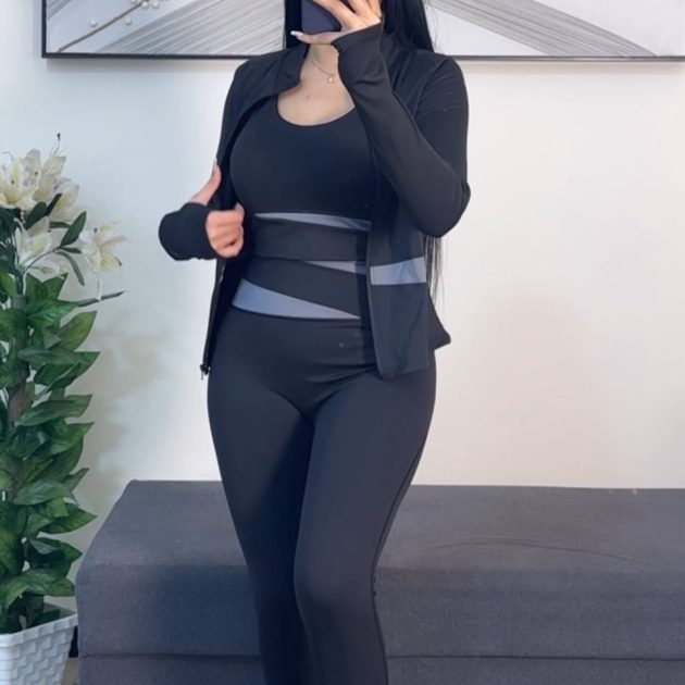 طقم الرياضي النسائي 3 قطع